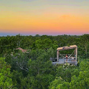 Campsite Treehouse H2ojos, Tulum